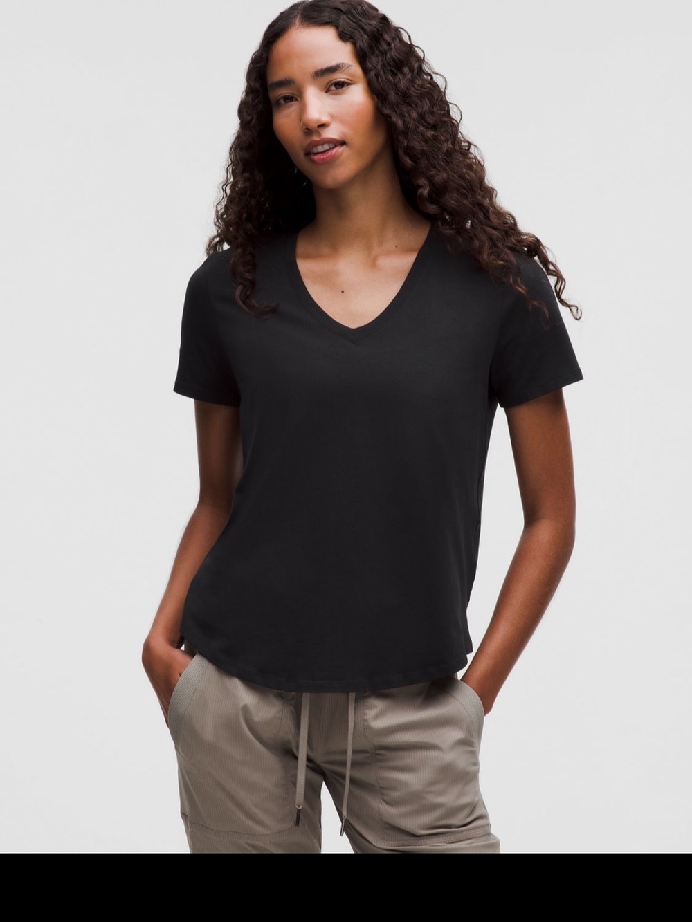 Lululemon Love V-neck t-shirt women’s black size 8.